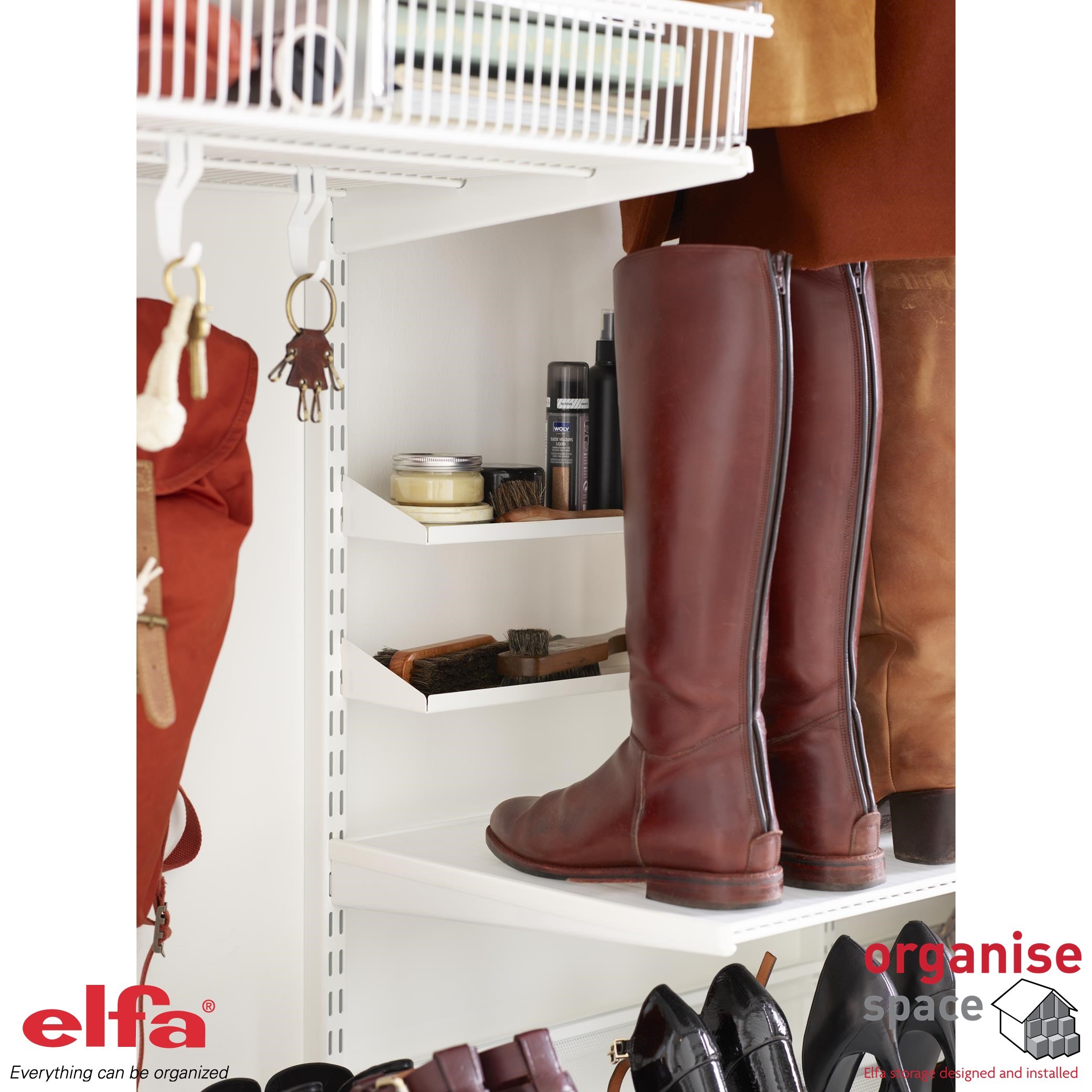 utility room, utility room London, sliding door wardrobe, sliding door wardrobe London, storage, storage designer, storage designer London, storage London, Walk in wardrobe, Walk in wardrobe London, Hallway, hall, cloakroom, coat hanger,
