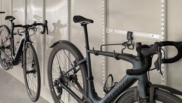 London bike store, Bike storage